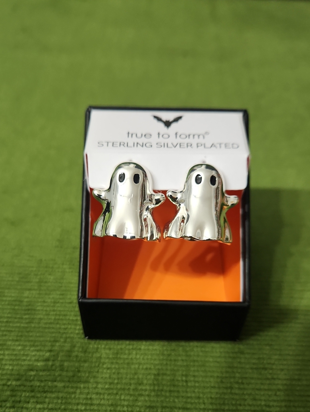 Sterling Silver Plated Ghost Halloween Stud Earrings - Silver